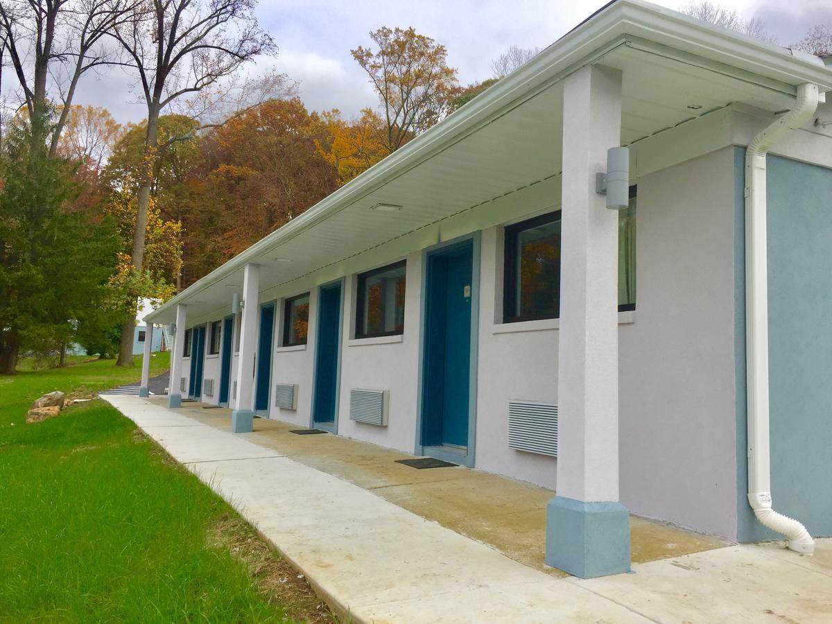 Hillside Motel Glen Mills Exterior photo