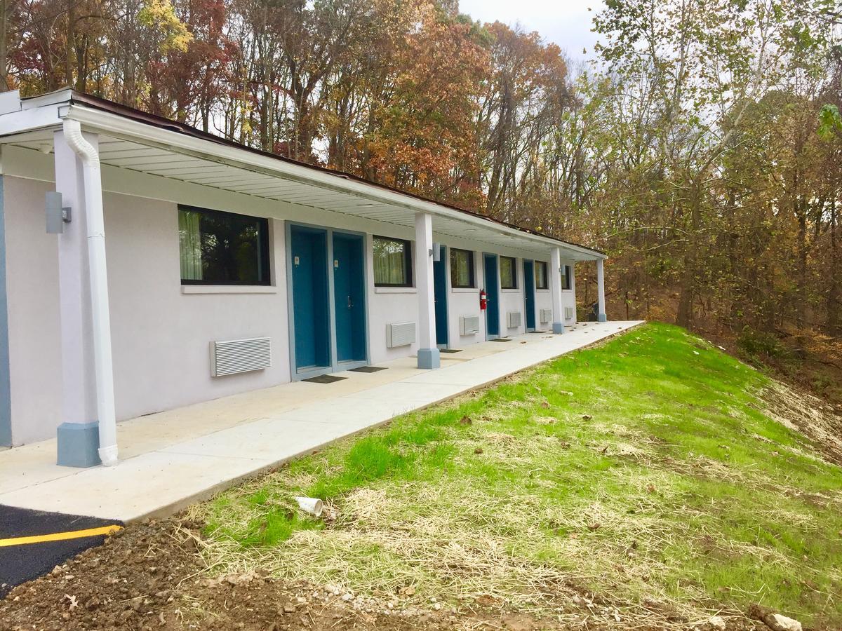 Hillside Motel Glen Mills Exterior photo